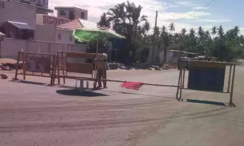 நடையனூர் பகுதியில் சாலை சீரமைப்பு பணி: வாகன ஓட்டிகள் அவதி