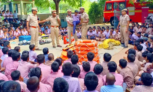 வடகிழக்கு பருவமழை குறித்த பாதுகாப்பு ஒத்திகை நிகழ்ச்சி