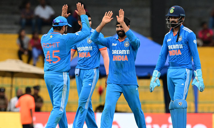 ஒருநாள் கிரிக்கெட்டில் புதிய மைல்கல்லை எட்டிய ரவீந்திர ஜடேஜா...!