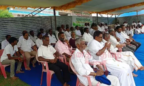 16-வது நாளாக விவசாயிகள் போராட்டம்