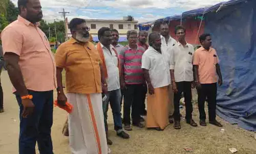 விநாயகர் சிலை குடோனுக்கு வைக்கப்பட்ட சீலை அகற்றாவிட்டால் போராட்டம்