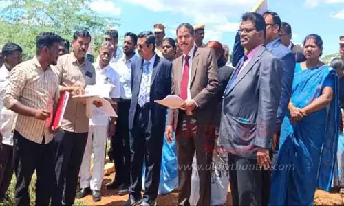 திருப்புவனம் கோர்ட்டுக்கு புதிய கட்டிடம் கட்டுவதற்கான இடங்களை ஐகோர்ட்டு நீதிபதிகள் ஆய்வு