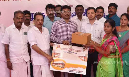 ரூ.5½ கோடியில் கட்டிய 111 குடும்பங்களுக்கான வீடுகள்-பயனாளிகளிடம் சாவியை கலெக்டர் வழங்கினார்