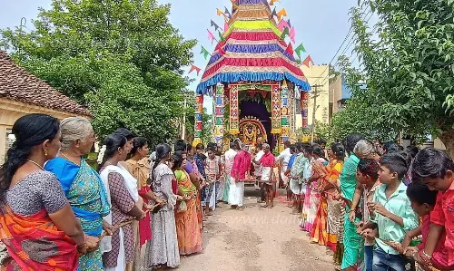 கோவில் தேரோட்டம்