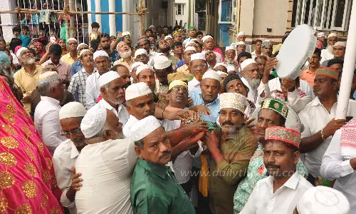 கோரிப்பாளையம் தர்கா சந்தனக்கூடு திருவிழா தொடங்கியது