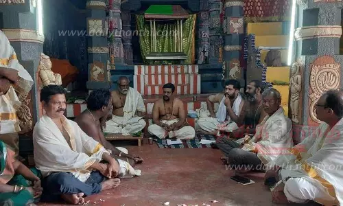 கன்னியாகுமரி பகவதி அம்மன் கோவிலில் ராஜகோபுரம் கட்ட தேவபிரசன்னம் பார்க்கப்பட்டது