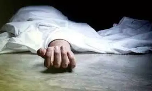 திண்டுக்கல் அருகே ரெயிலில் அடிபட்டு முதியவர் பலி திண்டுக்கல் அருகே ரெயிலில் அடிபட்டு முதியவர் பலி