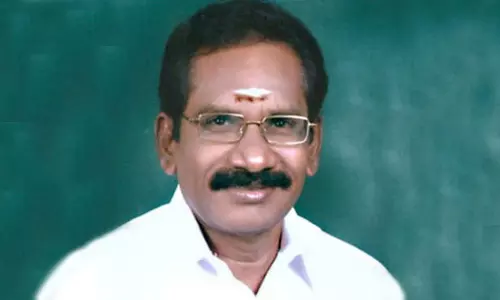 தி.மு.க.வுடன் கூட்டணி சேர அண்ணாமலை திட்டம்:எங்கள் தோளில் இருந்துகொண்டு எங்கள் காதையே கடிப்பதா?-செல்லூர் ராஜூ கண்டனம்