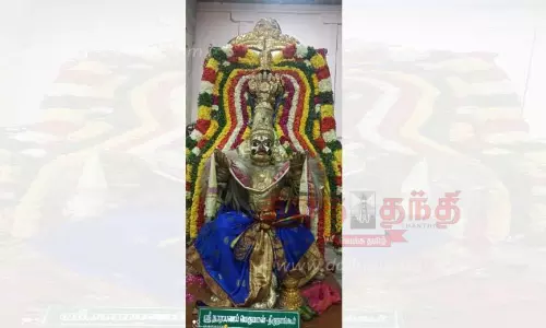 நாராயண பெருமாள் கோவிலில் கருட சேவை