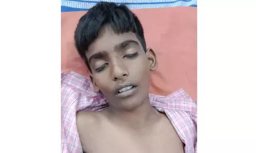 தூக்குப்போட்டு பள்ளி மாணவன் தற்கொலை