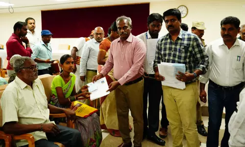 78 மாற்றுத்திறனாளிகளுக்கு தேசிய அடையாள அட்டை