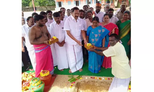 ரூ.18 கோடியில் புதிய பள்ளிகட்டிடங்கள் கட்டும் பணி