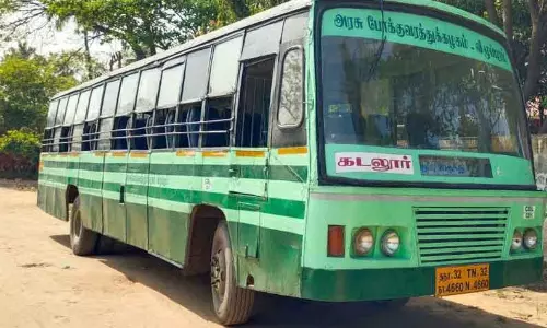 விபத்து வழக்கில்     நஷ்ட ஈடு வழங்காததால் அரசு பஸ் ஜப்தி