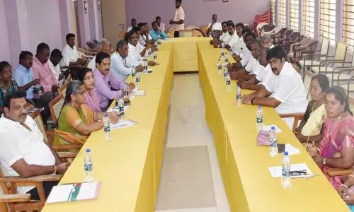 விழுப்புரத்தில்        மாவட்ட திட்டக்குழு 2-வது கூட்டம்              கலெக்டர் தலைமையில் நடைபெற்றது