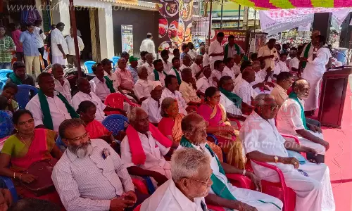 காவிரி நீரை பெற்றுத் தரக்கோரி தொடர் முழக்க போராட்டம்