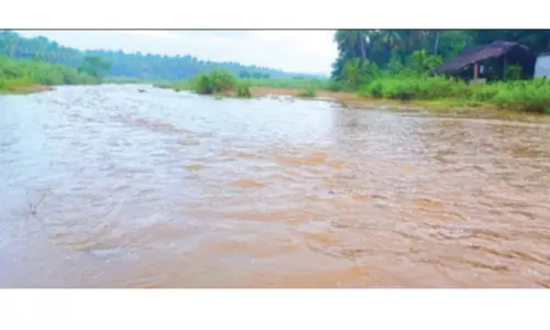 உத்திர காவிரி ஆற்றில் திடீர் வெள்ளப் பெருக்கு