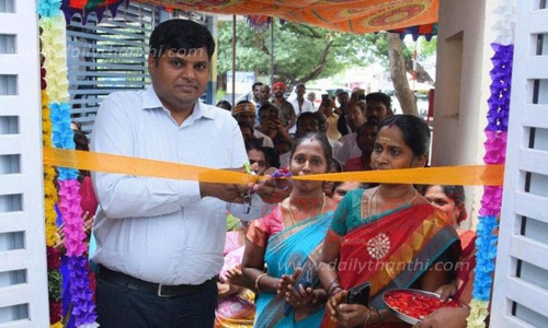 பொட்டலில் ஆயத்த ஆடை சிறுதொழில் தொகுப்பு மையம் திறப்பு