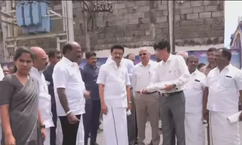 சென்னையில் நடைபெற்று வரும் சாலைப் பணிகள் - முதல்-அமைச்சர் மு.க.ஸ்டாலின் ஆய்வு சென்னையில் நடைபெற்று வரும் சாலைப் பணிகள் - முதல்-அமைச்சர் மு.க.ஸ்டாலின் ஆய்வு