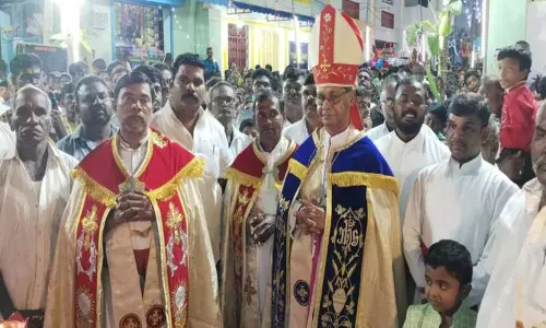 தருவைகுளம்அதிதூதர் மிக்கேல் ஆலய திருவிழா கொடியேற்றம் தருவைகுளம்அதிதூதர் மிக்கேல் ஆலய திருவிழா கொடியேற்றம்