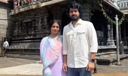 மனைவியுடன் திருவண்ணாமலை கோவிலில் சாமி தரிசனம் செய்த ஹரிஷ் கல்யாண்