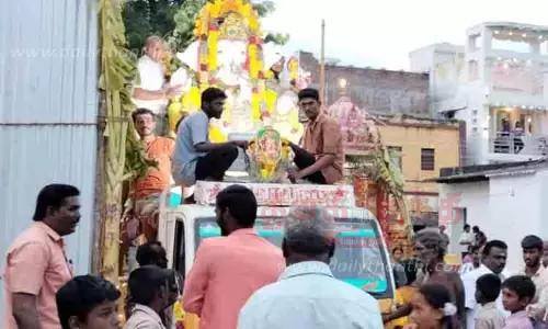 விநாயகர் சிலைகள் ஊர்வலம்