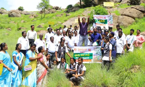 ஒரு லட்சம் விதைப்பந்துகள் வீசும் நிகழ்ச்சி