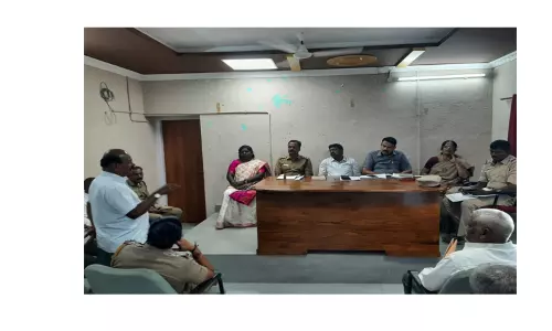 கூடலூர் அருகே கண்காணிப்பு கோபுரத்தால்பொதுமக்களுக்கு எந்த பாதிப்பும் ஏற்படாது-அதிகாரிகள் உறுதி