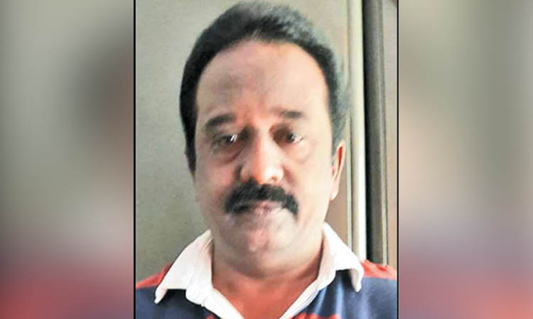 9-ம் வகுப்பு மாணவிக்கு பாலியல் தொல்லை; சப்-இன்ஸ்பெக்டர் போக்சோவில் கைது