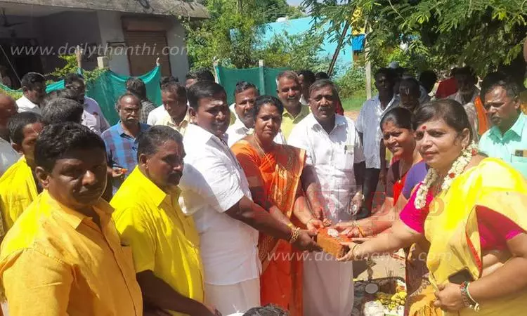 சாலை, சுகாதார நிலையம் சீரமைக்கும் பணி சாலை, சுகாதார நிலையம் சீரமைக்கும் பணி