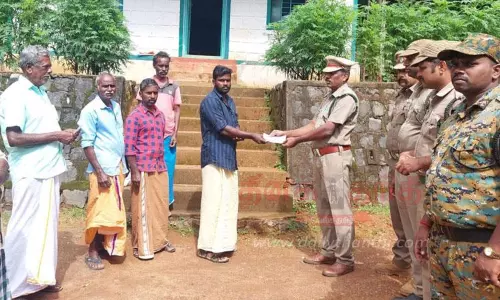 இறந்த கால்நடைகளுக்கு ரூ.60 ஆயிரம் இழப்பீடு