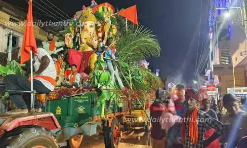 சிவகங்கையில் விநாயகர் சிலைகள் ஊர்வலம்