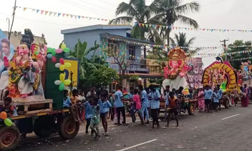 விநாயகர் சிலைகள் ஊர்வலம்