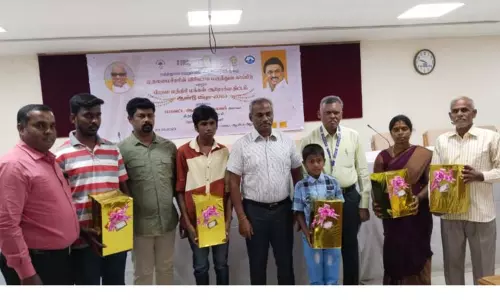 சிறப்பாக பணிபுரிந்தவர்களுக்கு பாராட்டு சான்றிதழ்