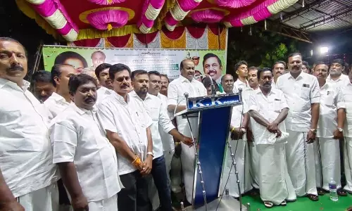 முன்னாள் அமைச்சர் நத்தம் விசுவநாதன் பேச்சு முன்னாள் அமைச்சர் நத்தம் விசுவநாதன் பேச்சு