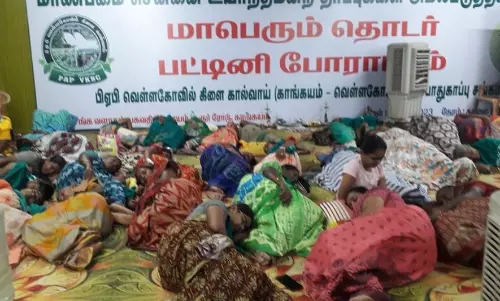 விவசாயிகள் 2-வது நாளாக உண்ணாவிரதம்