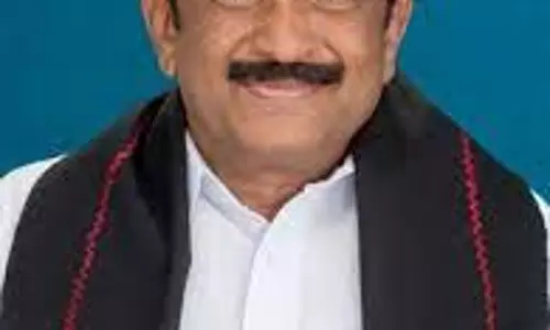 காவிரி விவகாரத்தில் சுப்ரீம் கோர்ட்டை மதிக்காமல் கர்நாடக அரசு செயல்படுகிறது- மதுரையில் வைகோ பேட்டி