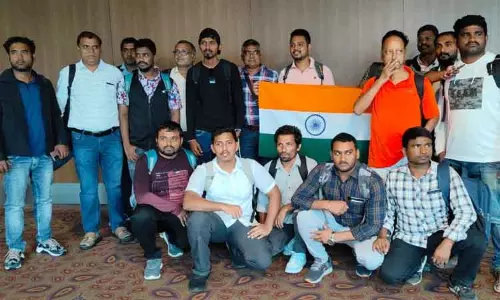 ஏமனில் சிக்கி தவித்த 18 இந்திய மாலுமிகள் நாடு திரும்பினர்