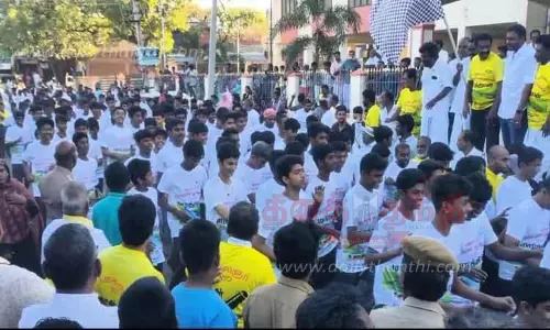 தென்காசியில் மாரத்தான் போட்டி