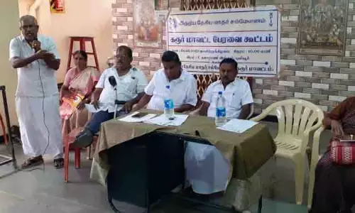 புலியூர் பகுதியில் சாலை ஆக்கிரமிப்புகளை அகற்ற கோரிக்கை