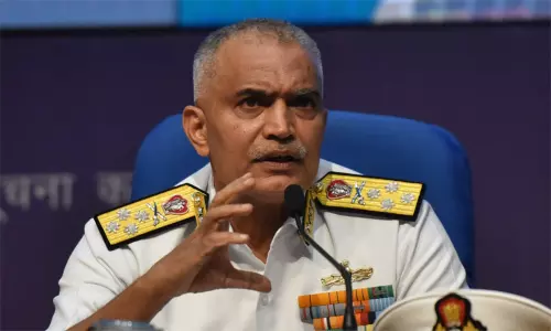 கடற்படை தளபதியின் அமெரிக்க பயணம்: இருதரப்பு ஒத்துழைப்பை வலுப்படுத்துவதற்கான வாய்ப்பு - மத்திய அரசு தகவல்