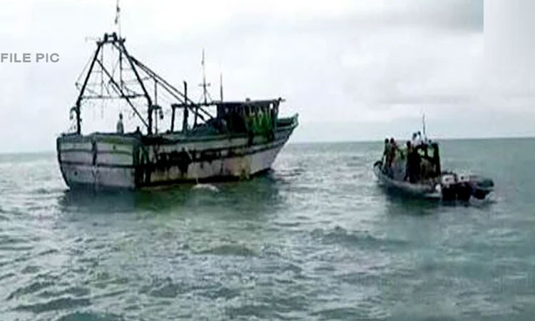 நாகை மீனவர்கள் தாக்கப்பட்ட விவகாரம்: இலங்கை கடற்கொள்ளையர்கள் 7 பேர் மீது வழக்குப்பதிவு