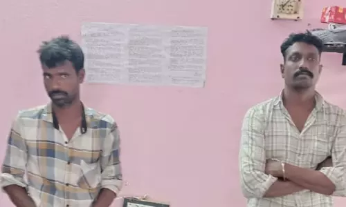 மான் வேட்டைக்கு சென்ற 2 பேர் கைது