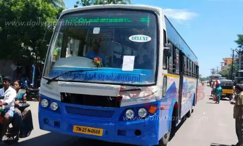 இழப்பீடு வழங்காததால் அரசு பஸ் ஜப்தி இழப்பீடு வழங்காததால் அரசு பஸ் ஜப்தி