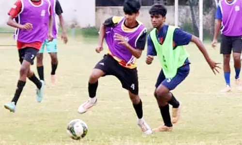 மாநில அளவிலான கால்பந்து போட்டி:திருச்சி மாவட்ட அணி தேர்வு மாநில அளவிலான கால்பந்து போட்டி:திருச்சி மாவட்ட அணி தேர்வு