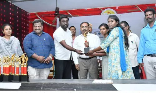 உணவு வகைகளில் சிறுதானியத்தின் பயன்பாட்டை அதிகரித்துக் கொள்ள வேண்டும்