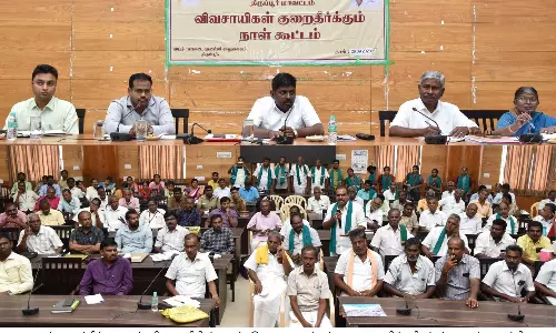 தென்னை மரங்களுக்கு பயிர் காப்பீடு வேண்டும்