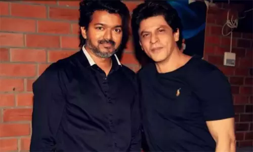 விஜய்யின் அடுத்த படத்திற்காக காத்திருக்கிறேன் -ஷாருக்கான்