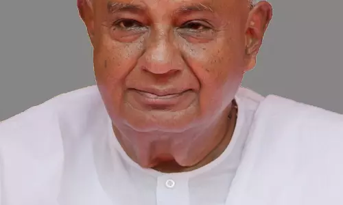 பா.ஜனதாவுடன் கூட்டணி அமைத்தாலும் மதசார்பற்ற கொள்கையை விடமாட்டோம்- தேவேகவுடா பேட்டி