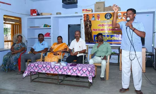 அரசு பெண்கள் பள்ளியில் தமிழ்கூடல் விழா