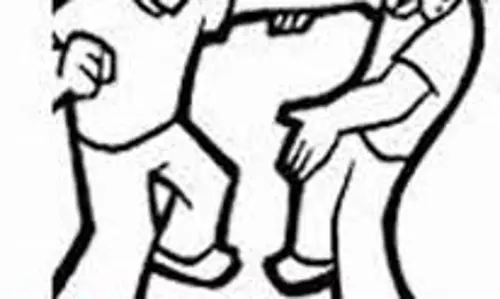 வாழப்பாடியில் தி.மு.க.வினர் மோதல்வலைத்தளங்களில் வீடியோ காட்சிகள் வைரலாக பரவியது